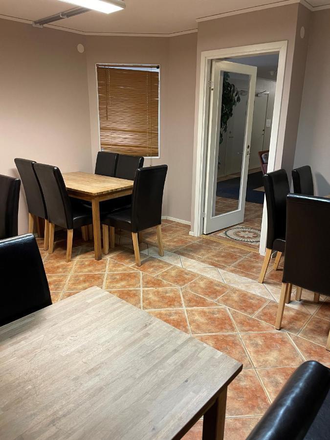 Bjoerkbackens Vandrarhem I Vimmerby Extérieur photo